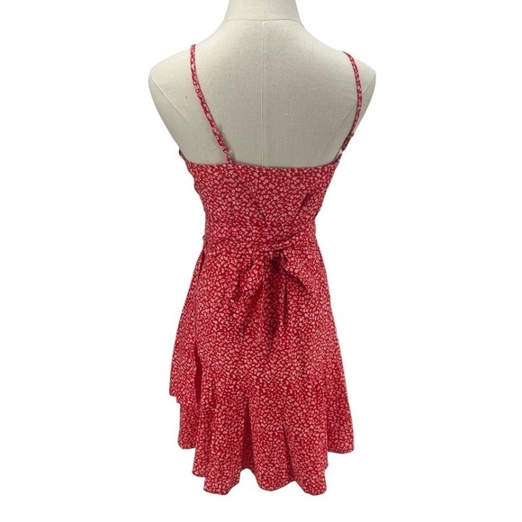 Floral Red White Pleated Sleeveless Mini Dress Size Medium Women’s - Picture 3 of 6